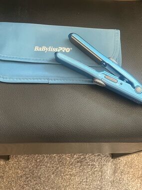 BaBylissPRO Blue Mini Flat Iron